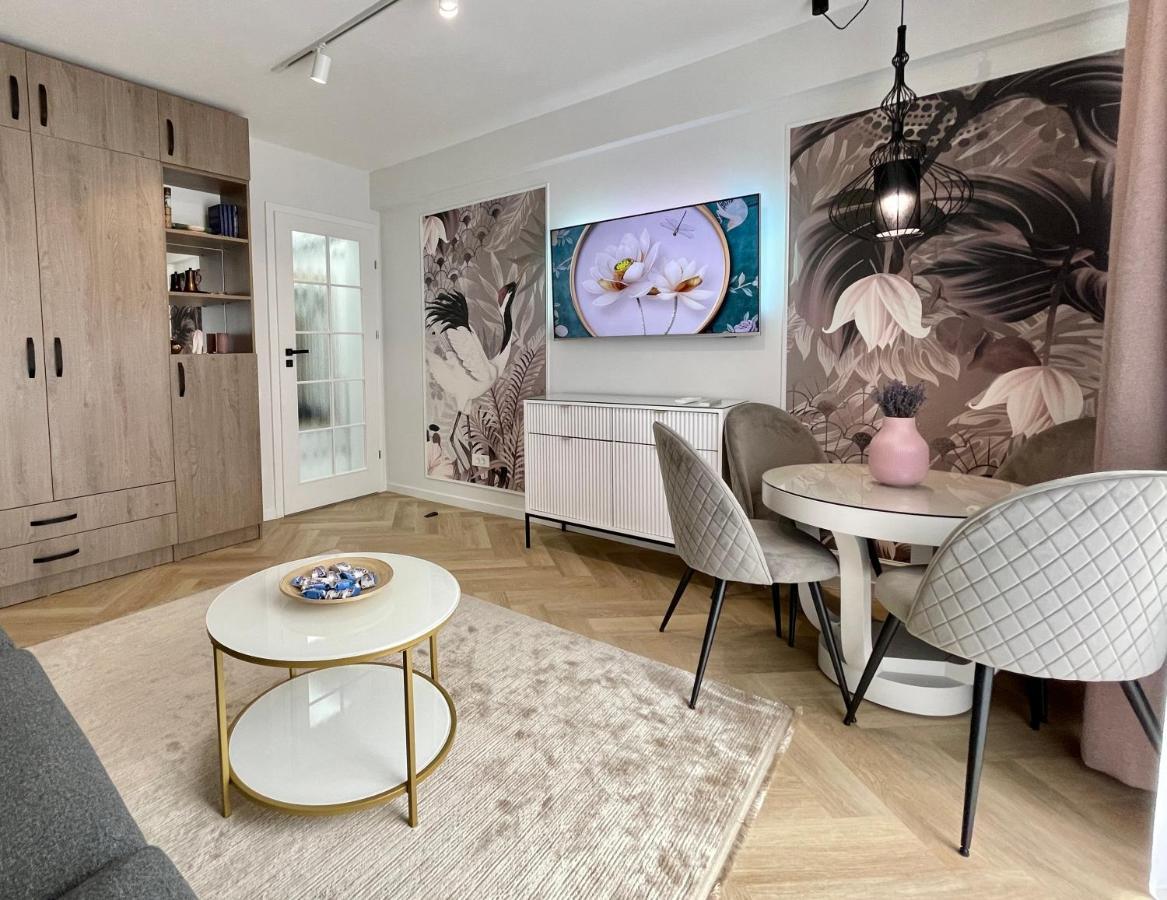 Jeny Boutique Apartment Târgu-Mureş Extérieur photo