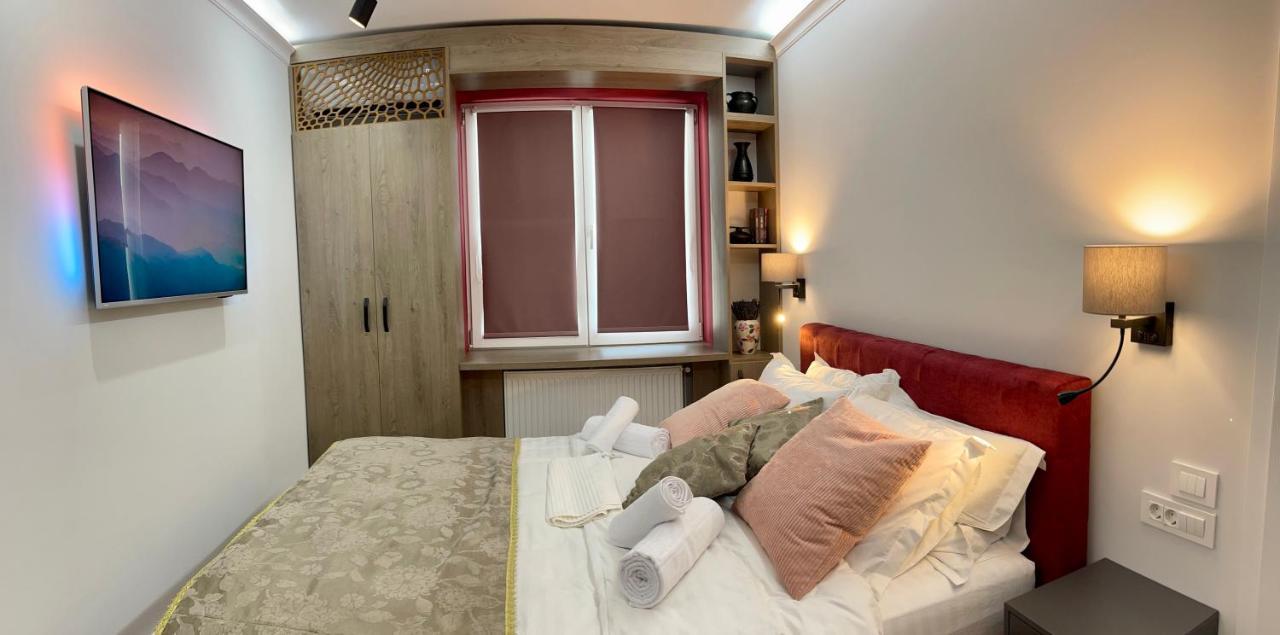 Jeny Boutique Apartment Târgu-Mureş Extérieur photo